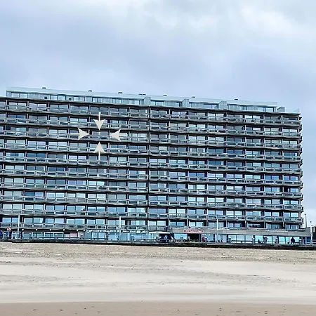 La Merémoi - With Balcony&sea Vie Appartement Ostende