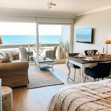 La Merémoi - With Balcony&sea Vie Apartamento Ostende